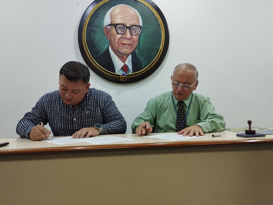 primera firma