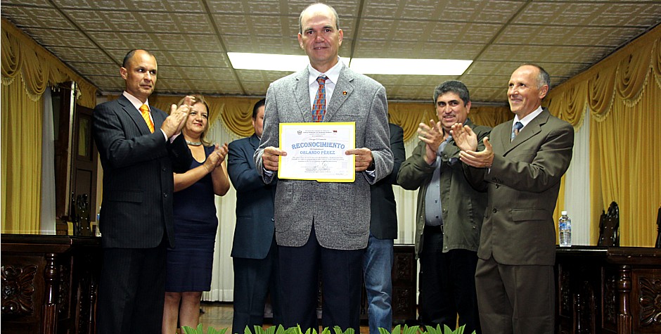 cámara municipal de jáuregui rinde homenaje a la unet 3